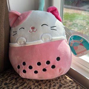 Squishmallow Roxy x bubble tea